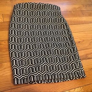 Long bodycon pencil skirt
